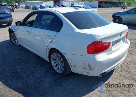 2011 BMW 328I из США, поврежденный, VIN WBAPH5C55BF093784